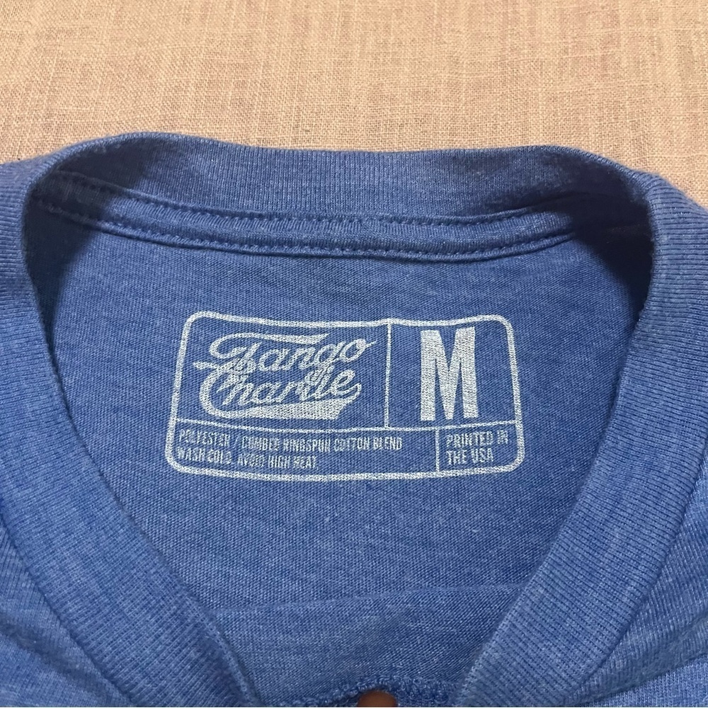 “Thighs Thick as Peanut Butter” Graphic T-Shirt Size Medium Gym Workout Humor - Picture 4 of 6